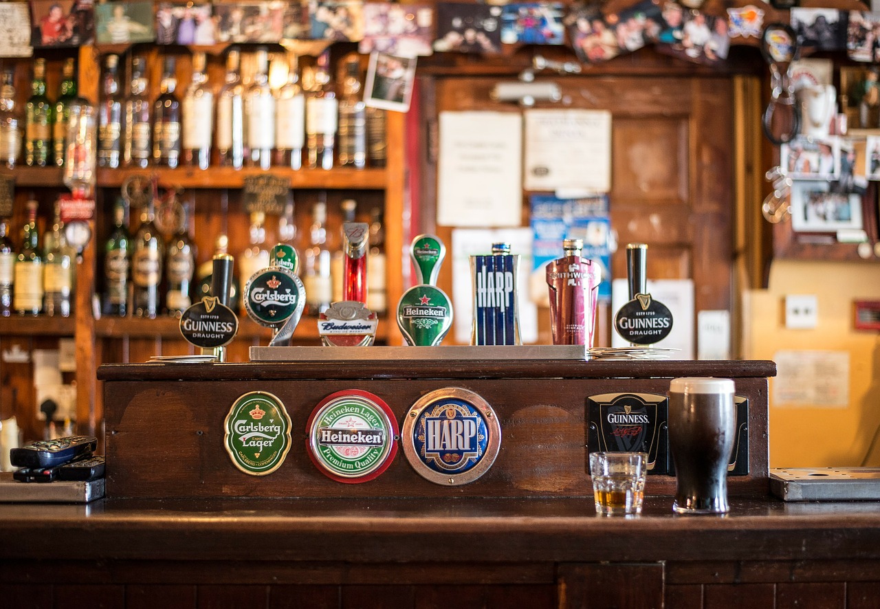 bar and drinks
