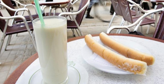 horchata y fartons